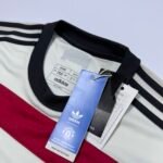 (BNWT) 2024-25 Manchester United Third Jersey (M)
