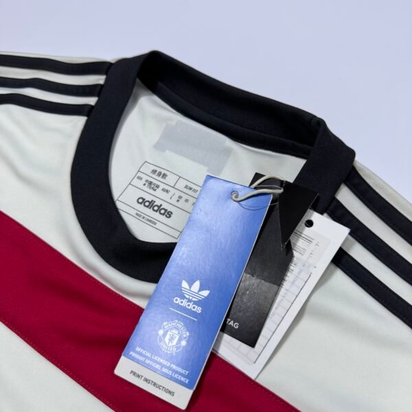 (BNWT) 2024-25 Manchester United Third Jersey (M)