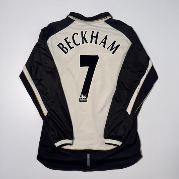 2001-02 Manchester United Away Jersey Reversible Longsleeve - Beckham 7 (L)