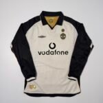 2001-02 Manchester United Away Jersey Reversible Longsleeve - Beckham 7 (L)