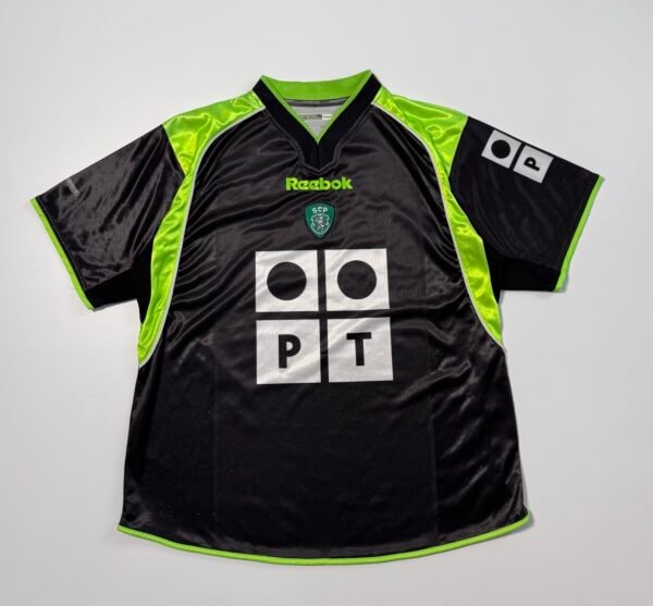 2001-02 Sporting Lisbon Away Jersey - Ronaldo 28 (M)