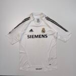 2005-06 Real Madrid Home Jersey - Robinho 10 (S)