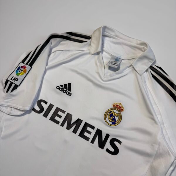 2005-06 Real Madrid Home Jersey - Robinho 10 (S)