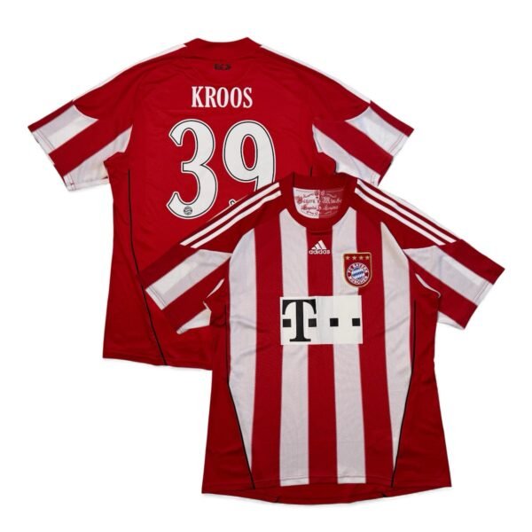 2010-11 Bayern Munchen Home Jersey - Kross 39 (XL)