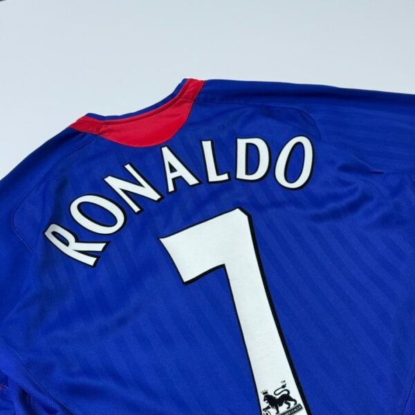 2005-06 Manchester United Away Jersey - Ronaldo 7 (M)