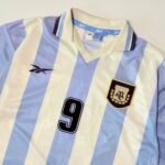 1999 Argentina Home Jersey - Crespo 9 (L)
