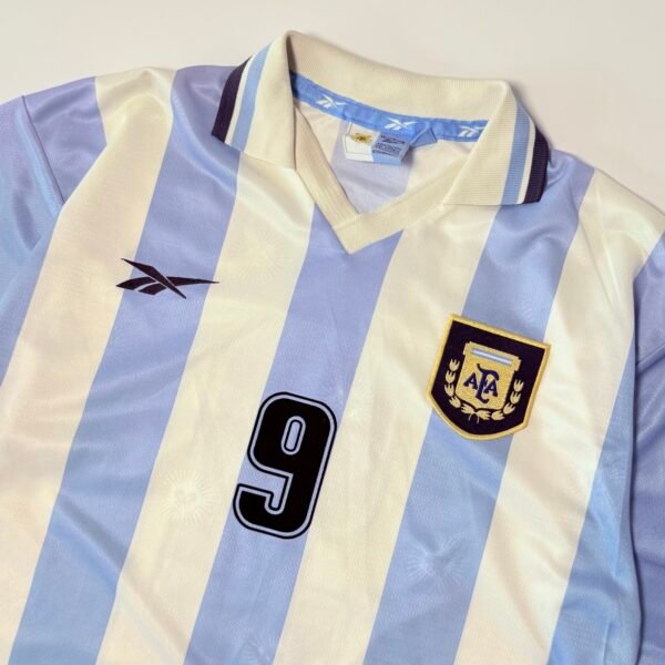 1999 Argentina Home Jersey - Crespo 9 (L)